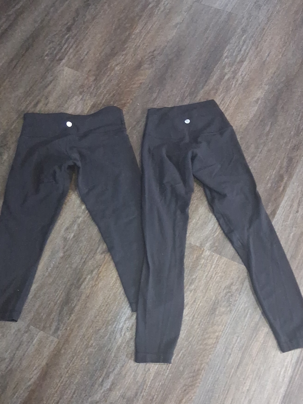 Lululemon Black Active Leggings - Comfortable Everyday Bottoms
